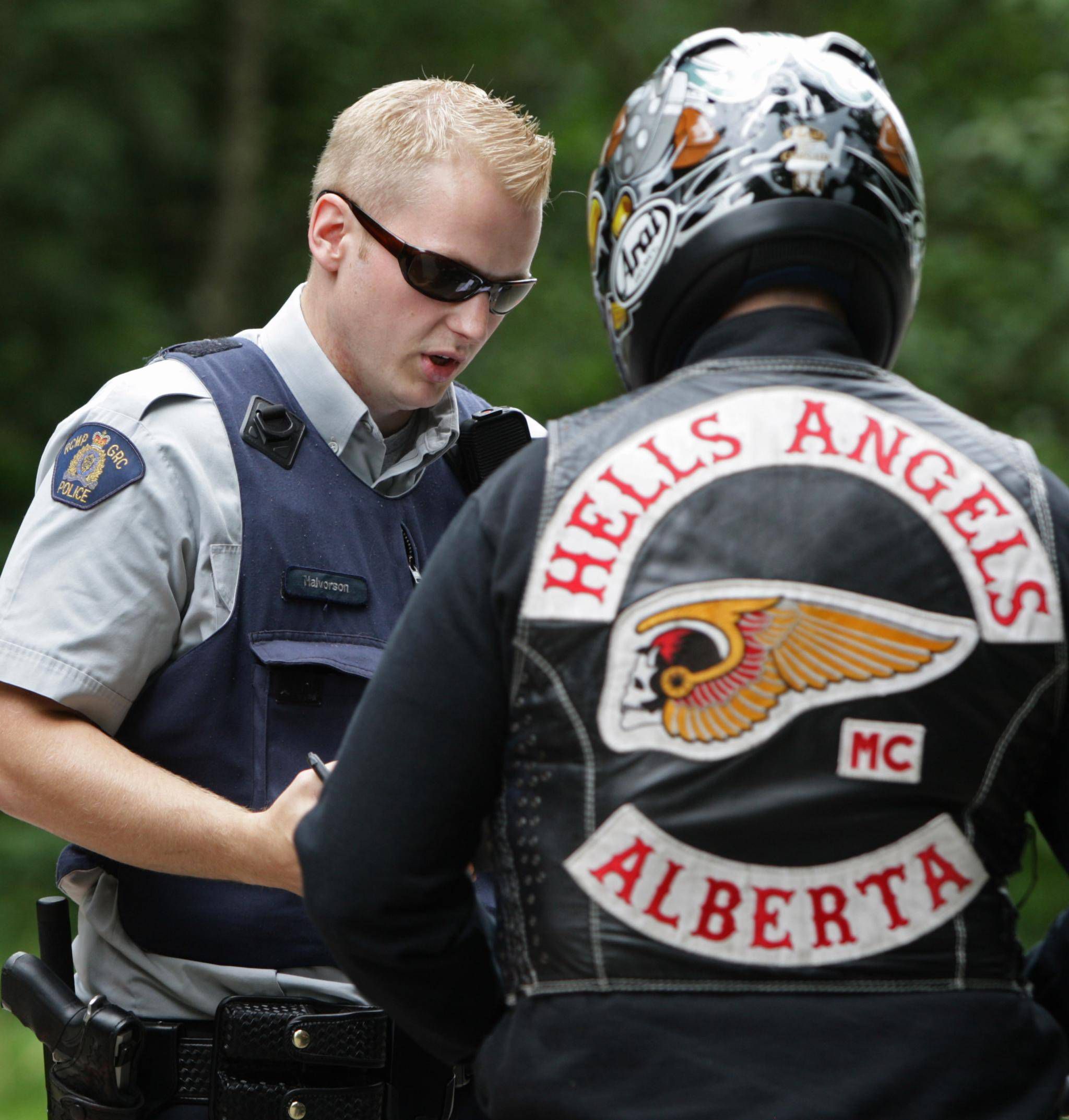 hell angels and police